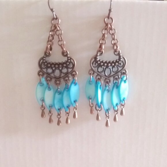 SouthWestern ~ Coastal Cowgirl! Chandelier Dangle Earrings! Copper & Aqua Shell - Picture 7 of 12
